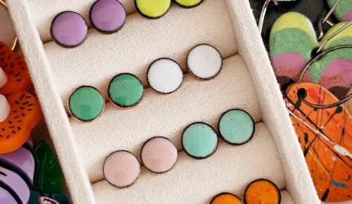 Enamel stud earrings