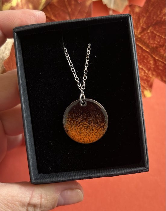 Autumn pendant